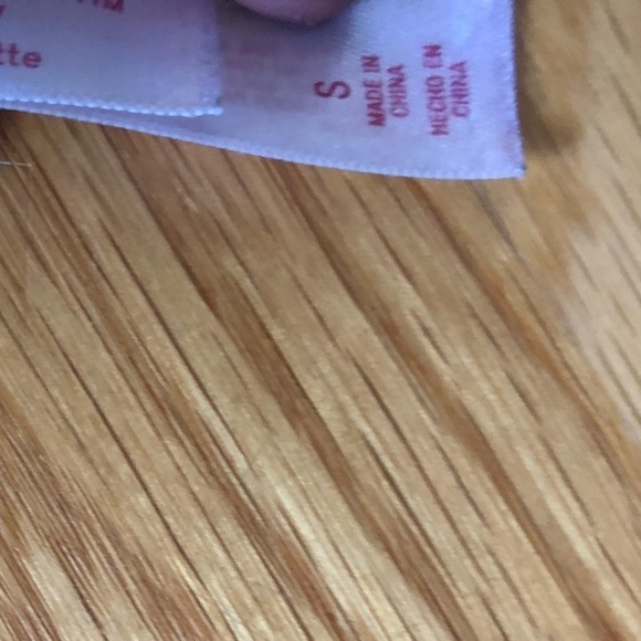 Bra size small - Picture 2 of 3